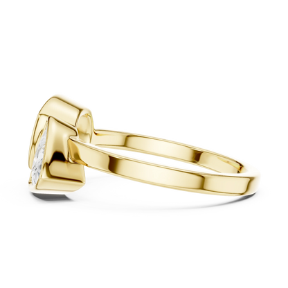 Bezel Toi et Moi yellow gold ring with cushion and trillion lab-grown diamonds side view