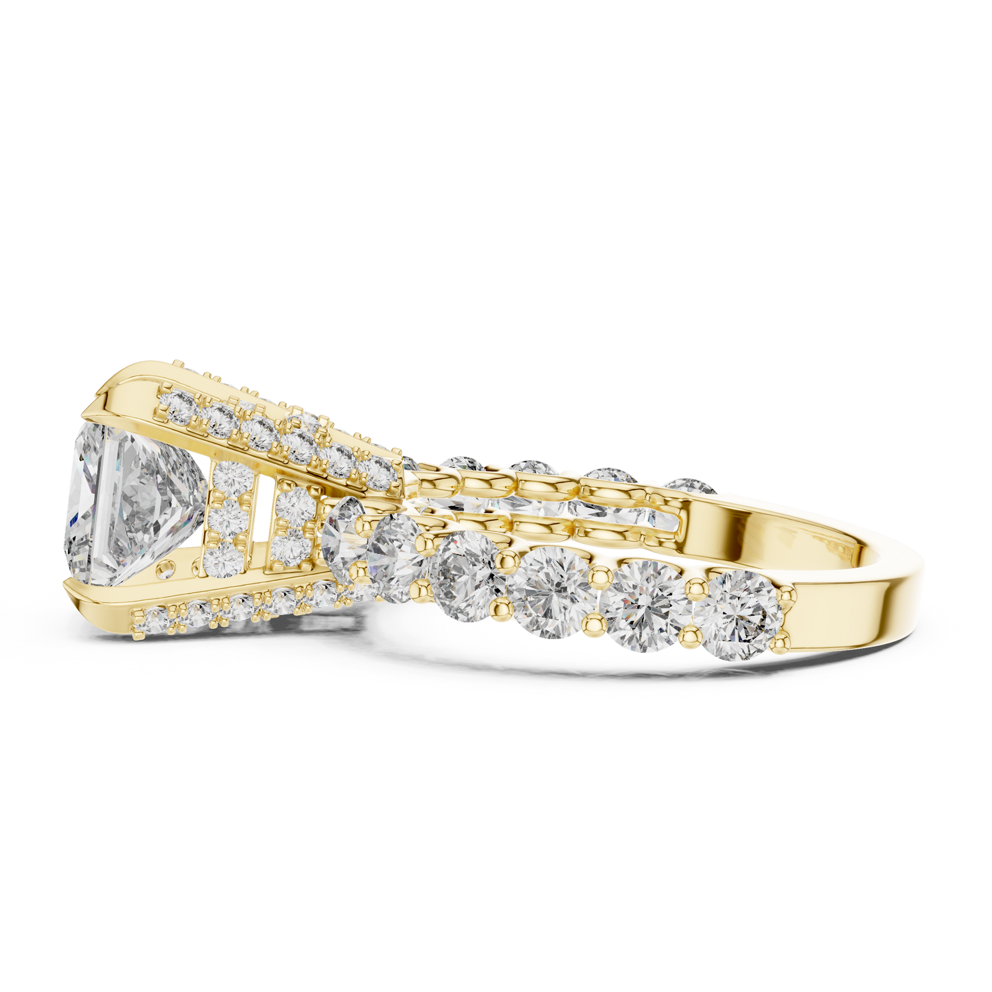 Princess Cut Diamond Ring with Pav茅 Band