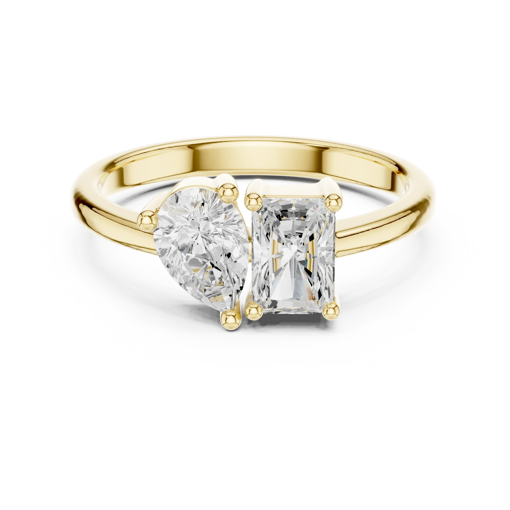 Toi et Moi ring with pear and radiant lab-grown diamonds in yellow gold with classic luxury appeal