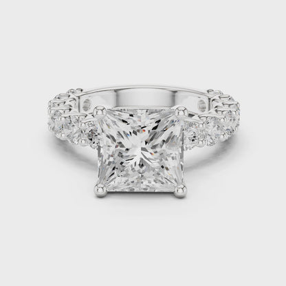 Pippa Royal Grace Princess Diamond Ring