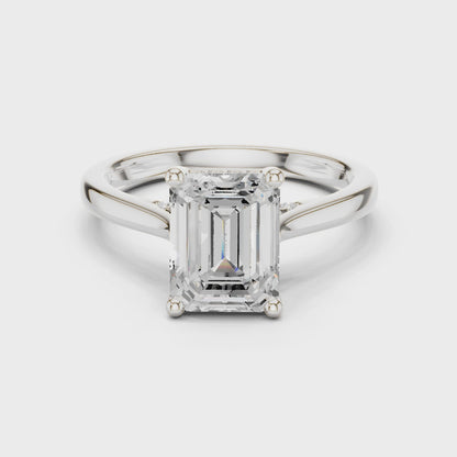 Mila Elegance Split Shank Emerald Diamond Ring