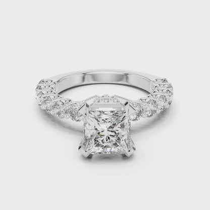Princess Cut Diamond Ring with Pav茅 Band